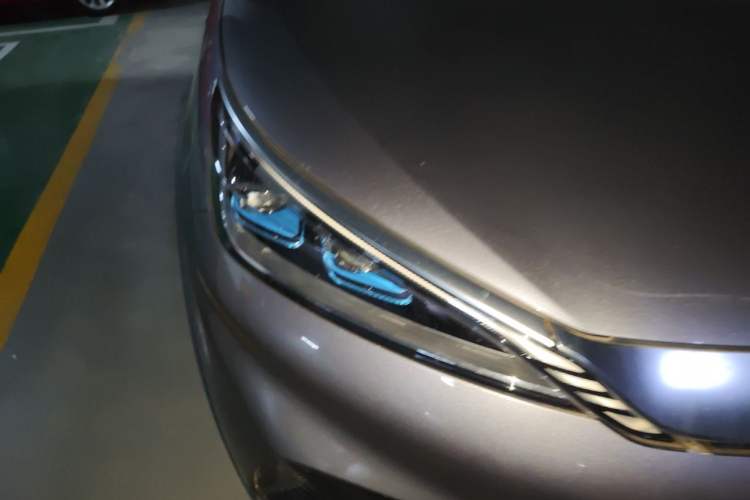 Used BYD Yuan PLUS 2022 510 km Luxury Version Right Front Headlight