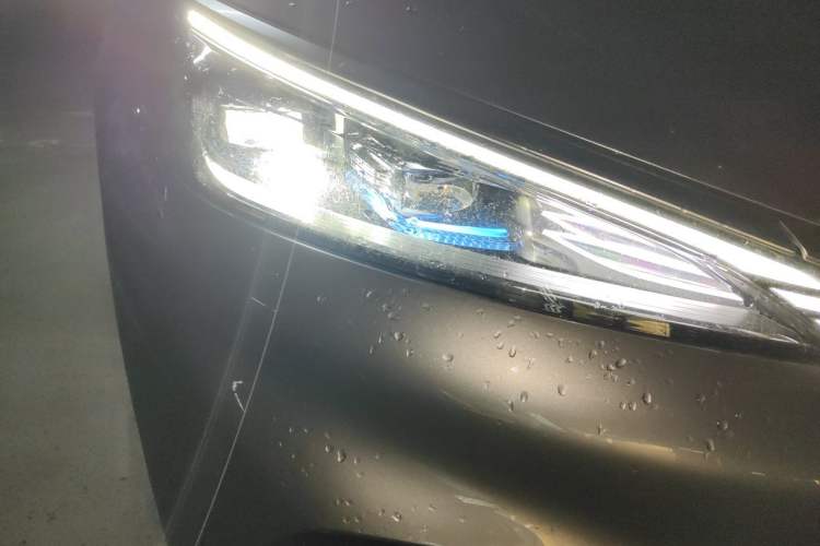 Used BYD Yuan PLUS 2022 510 km Flagship Version Right Front Headlight