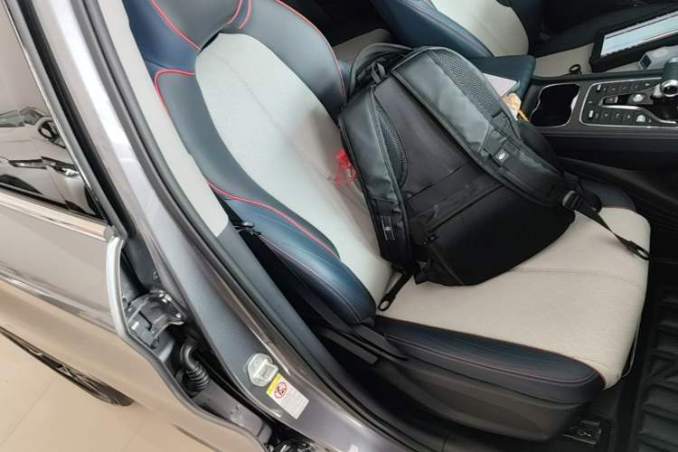 Used BYD Yuan PLUS 2022 510 km Flagship Version Right Front Seat