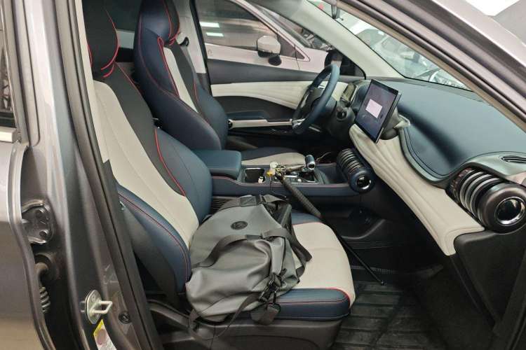 Used BYD Yuan PLUS 2022 510 km Luxury Version Right Front Seat
