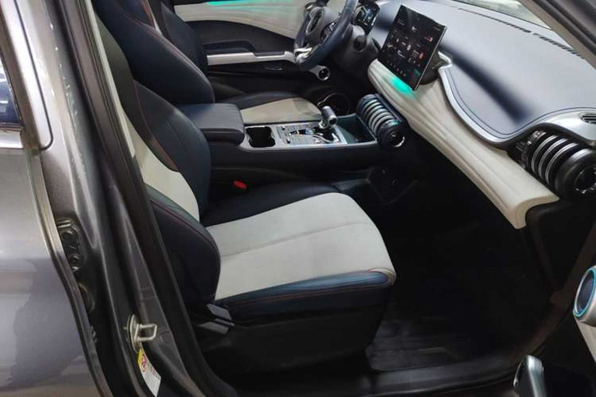 Used BYD Yuan PLUS 2022 510 km Flagship Version Right Front Seat