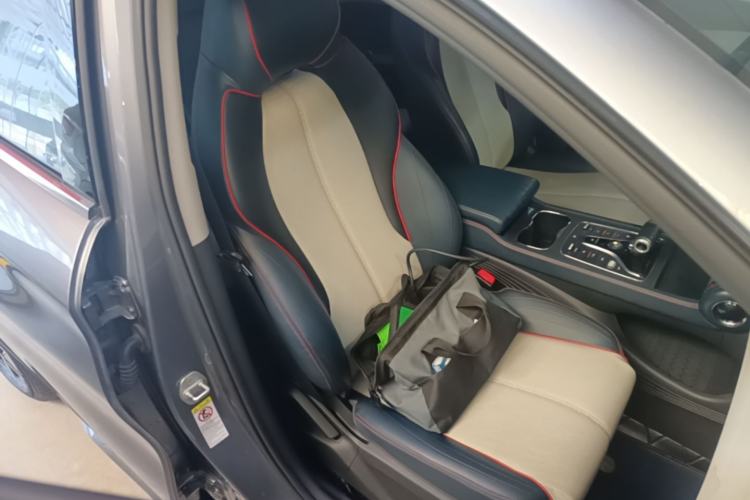 Used BYD Yuan PLUS 2022 510 km Flagship Version Right Front Seat