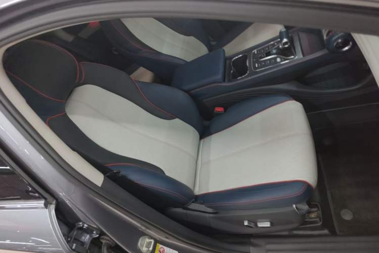 Used BYD Yuan PLUS 2022 510KM Flagship PLUS Right Front Seat