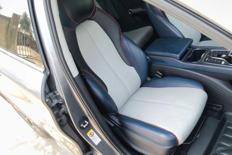 Used BYD Yuan PLUS 2022 510 km Flagship Version Right Front Seat
