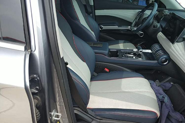 Used BYD Yuan PLUS 2022 510 km Flagship Version Right Front Seat