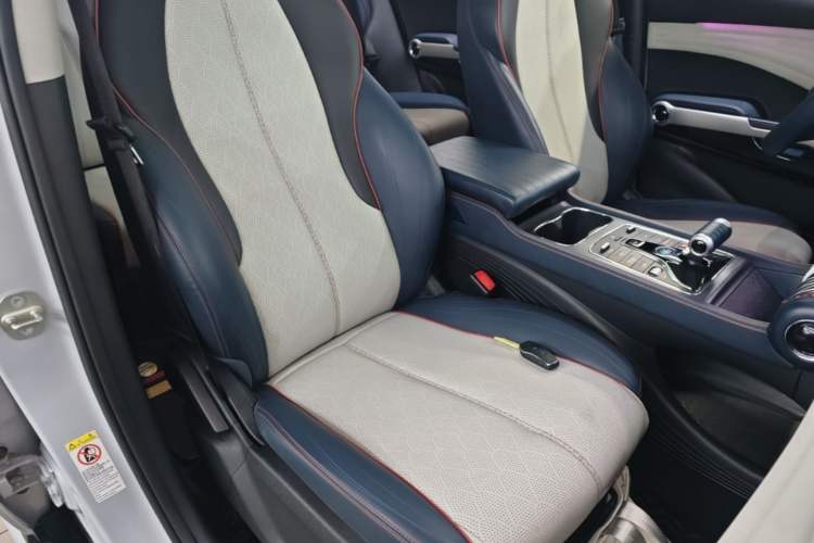 Used BYD Yuan PLUS 2022 430 km Luxury Version Right Front Seat