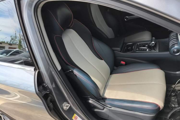 Used BYD Yuan PLUS 2022 510 km Luxury Version Right Front Seat
