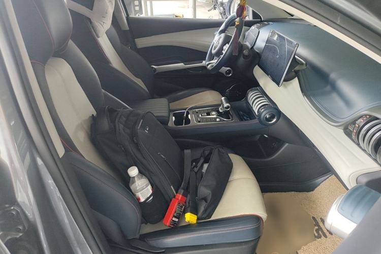 Used BYD Yuan PLUS 2022 430 km Luxury Version Right Front Seat