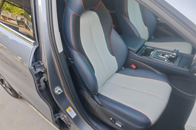 Used BYD Yuan PLUS 2022 510KM Flagship PLUS Right Front Seat