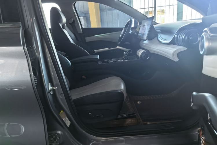 Used BYD Yuan PLUS 2022 510KM Flagship PLUS Right Front Seat