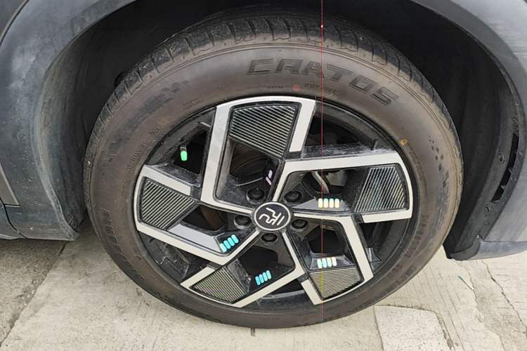 Used BYD Yuan PLUS 2022 510 km Flagship Version Right Front Wheel Hub