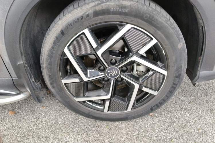 Used BYD Yuan PLUS 2022 510KM Flagship PLUS Right Front Wheel Hub