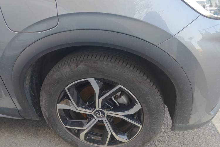 Used BYD Yuan PLUS 2022 510 km Luxury Version Right Front Wheel Hub