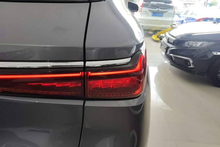 Used BYD Yuan PLUS 2022 510 km Flagship Version Right Rear Taillight