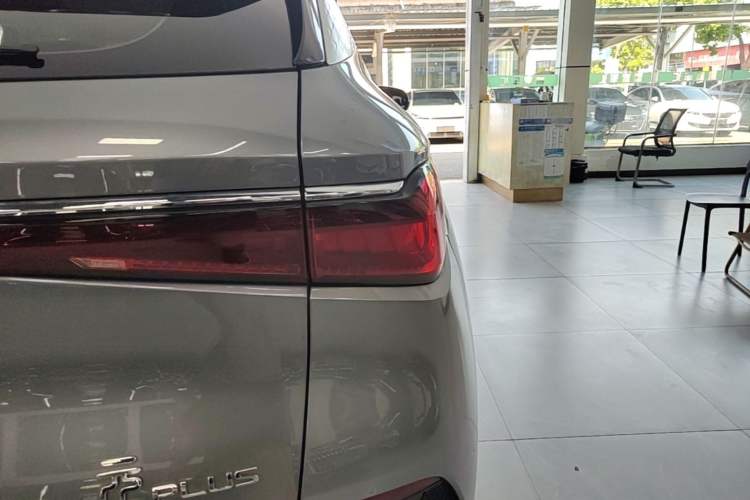 Used BYD Yuan PLUS 2022 430 km Luxury Version Right Rear Taillight