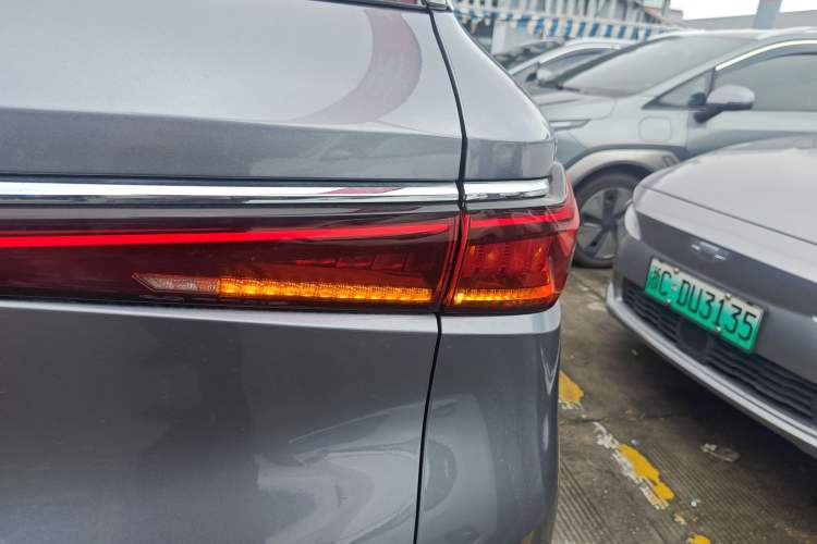 Used BYD Yuan PLUS 2022 510 km Flagship Version Right Rear Taillight