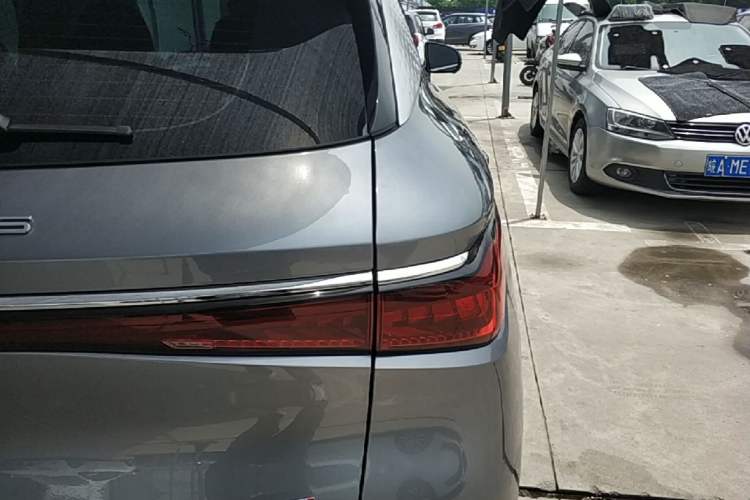 Used BYD Yuan PLUS 2022 510 km Flagship Version Right Rear Taillight