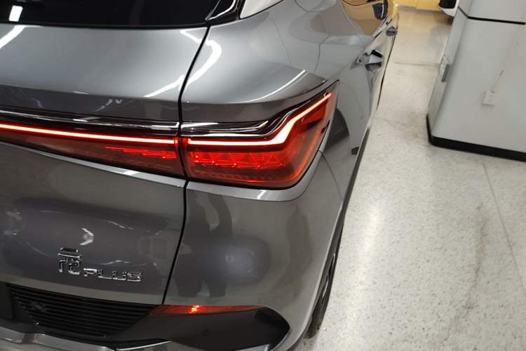 Used BYD Yuan PLUS 2022 510KM Flagship PLUS Right Rear Taillight