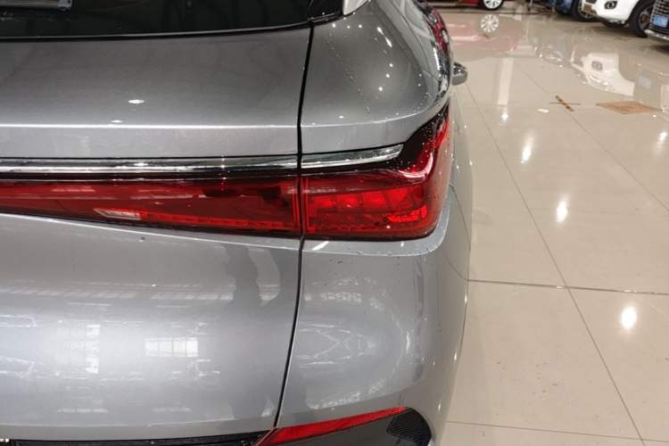 Used BYD Yuan PLUS 2022 510 km Flagship Version Right Rear Taillight