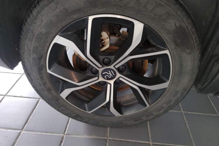 Used BYD Yuan PLUS 2022 430 km Luxury Version Right Rear Wheel Hub