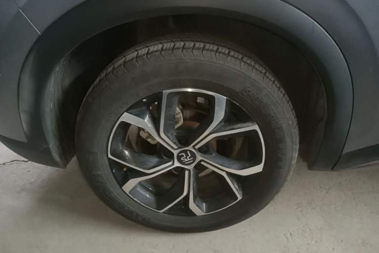Used BYD Yuan PLUS 2022 430 km Luxury Version Right Rear Wheel Hub