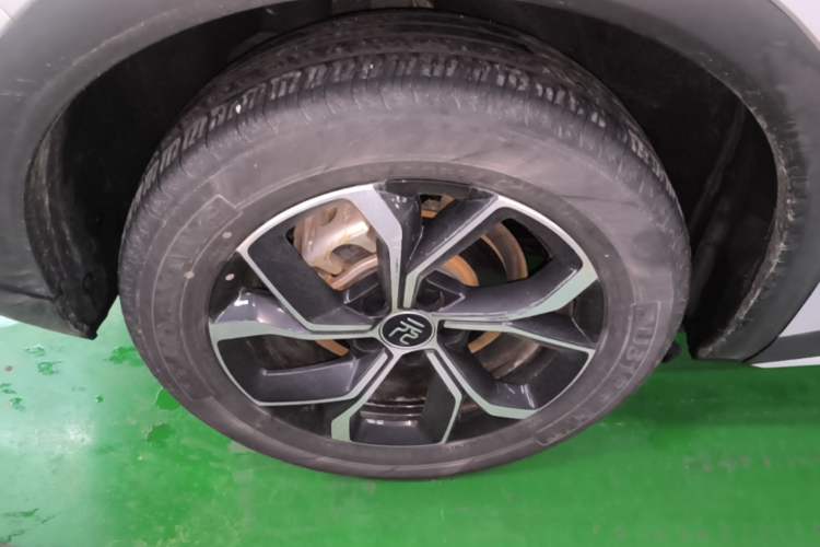 Used BYD Yuan PLUS 2022 430 km Luxury Version Right Rear Wheel Hub