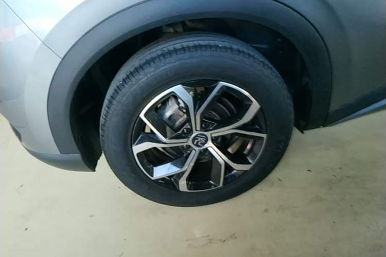 Used BYD Yuan PLUS 2022 430 km Luxury Version Right Rear Wheel Hub