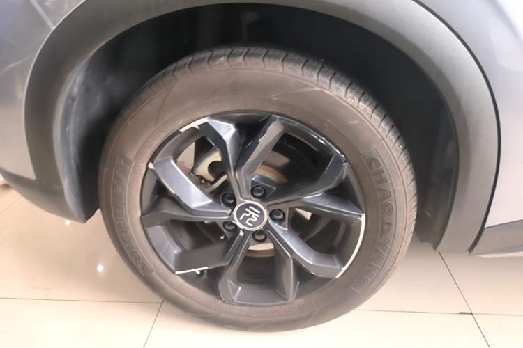 Used BYD Yuan PLUS 2022 430 km Luxury Version Right Rear Wheel Hub