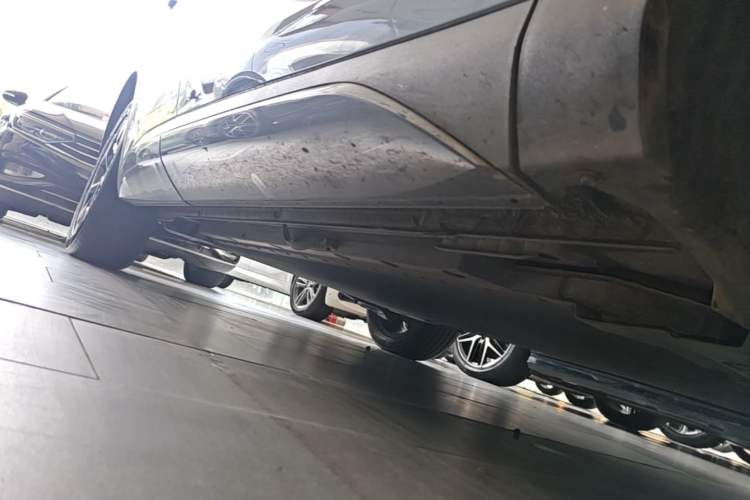 Used BYD Yuan PLUS 2022 510 km Flagship Version Right Side Sill
