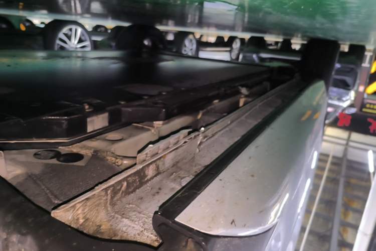Used BYD Yuan PLUS 2022 430 km Luxury Version Right Side Sill