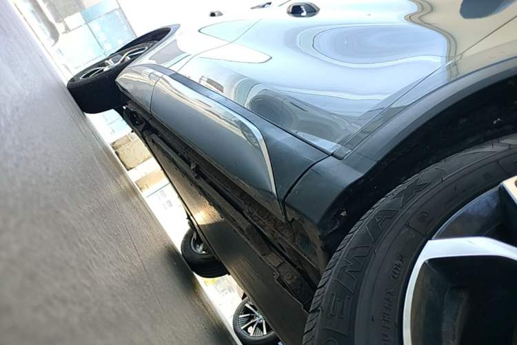 Used BYD Yuan PLUS 2022 430 km Luxury Version Right Side Sill
