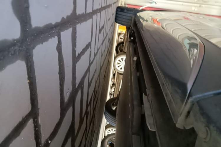 Used BYD Yuan PLUS 2022 430 km Luxury Version Right Side Sill