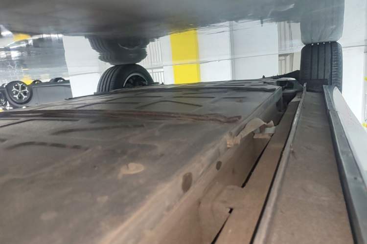 Used BYD Yuan PLUS 2022 510 km Flagship Version Right Side Sill
