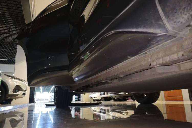 Used BYD Yuan PLUS 2022 430 km Luxury Version Right Side Sill