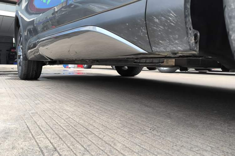 Used BYD Yuan PLUS 2022 430 km Luxury Version Right Side Sill