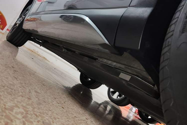 Used BYD Yuan PLUS 2022 430 km Luxury Version Right Side Sill