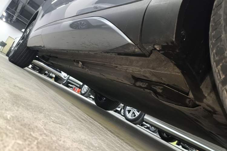 Used BYD Yuan PLUS 2022 510 km Flagship Version Right Side Sill