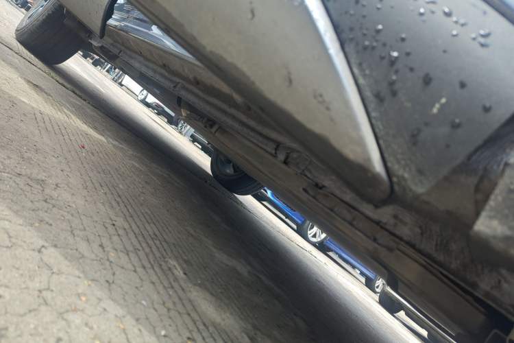 Used BYD Yuan PLUS 2022 510 km Flagship Version Right Side Sill