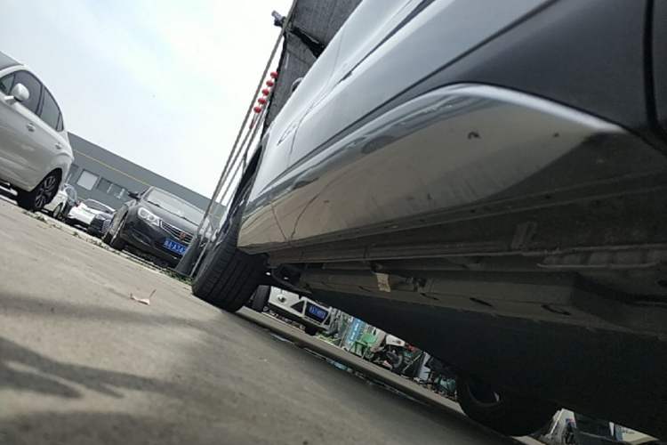 Used BYD Yuan PLUS 2022 510 km Flagship Version Right Side Sill