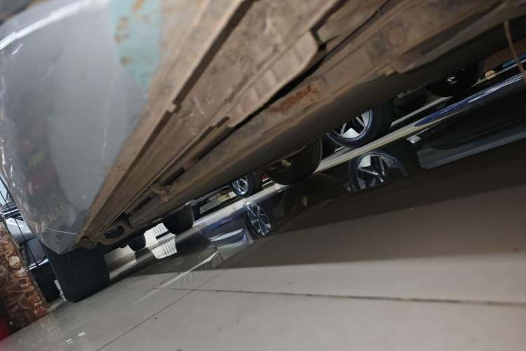 Used BYD Yuan PLUS 2022 430 km Luxury Version Right Side Sill
