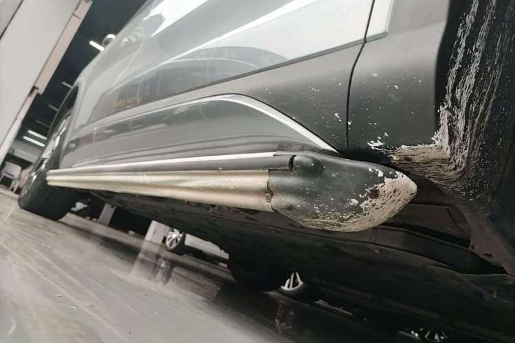 Used BYD Yuan PLUS 2022 510 km Flagship Version Right Side Sill