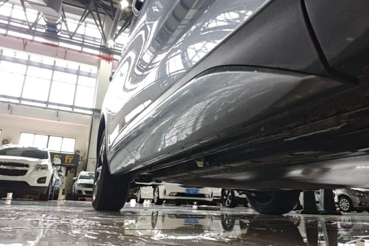 Used BYD Yuan PLUS 2022 510 km Flagship Version Right Side Sill