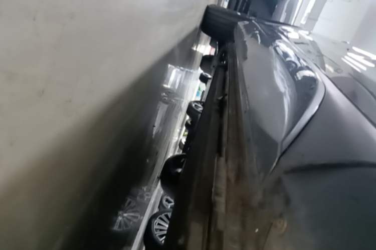 Used BYD Yuan PLUS 2022 430 km Luxury Version Right Side Sill