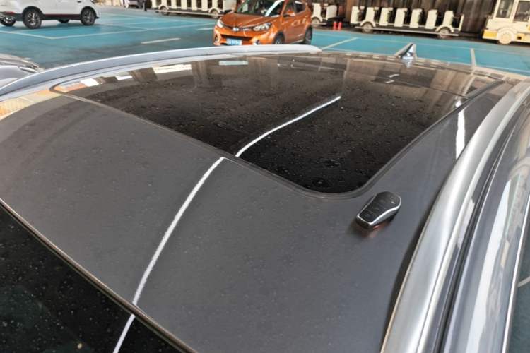 Used BYD Yuan PLUS 2022 510 km Flagship Version Roof