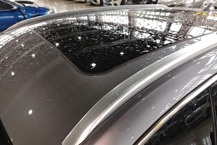 Used BYD Yuan PLUS 2022 510 km Flagship Version Roof