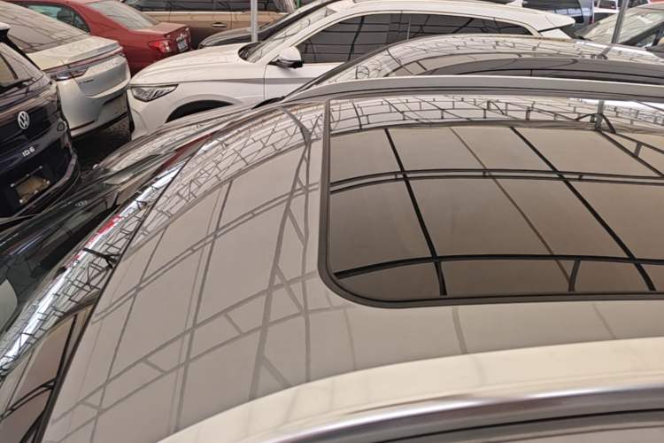 Used BYD Yuan PLUS 2022 510 km Flagship Version Roof