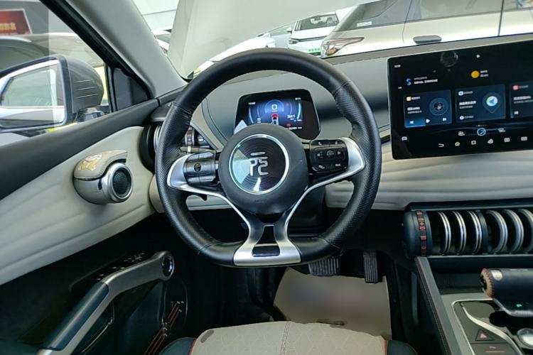 Used BYD Yuan PLUS 2022 430 km Luxury Version Steering Wheel