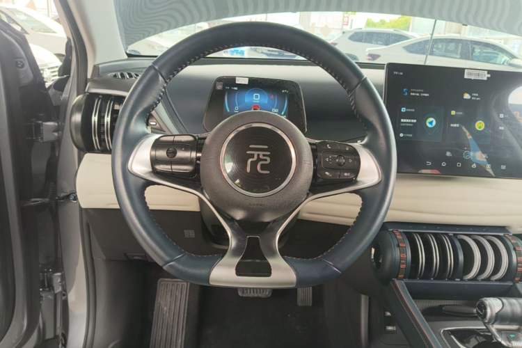 Used BYD Yuan PLUS 2022 510 km Luxury Version Steering Wheel