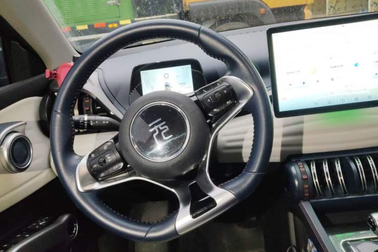 Used BYD Yuan PLUS 2022 430 km Luxury Version Steering Wheel
