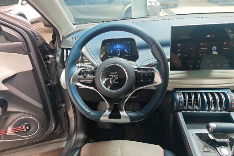 Used BYD Yuan PLUS 2022 430 km Luxury Version Steering Wheel